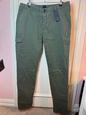 Good Man Brand Men's Cargo Pants in Olive